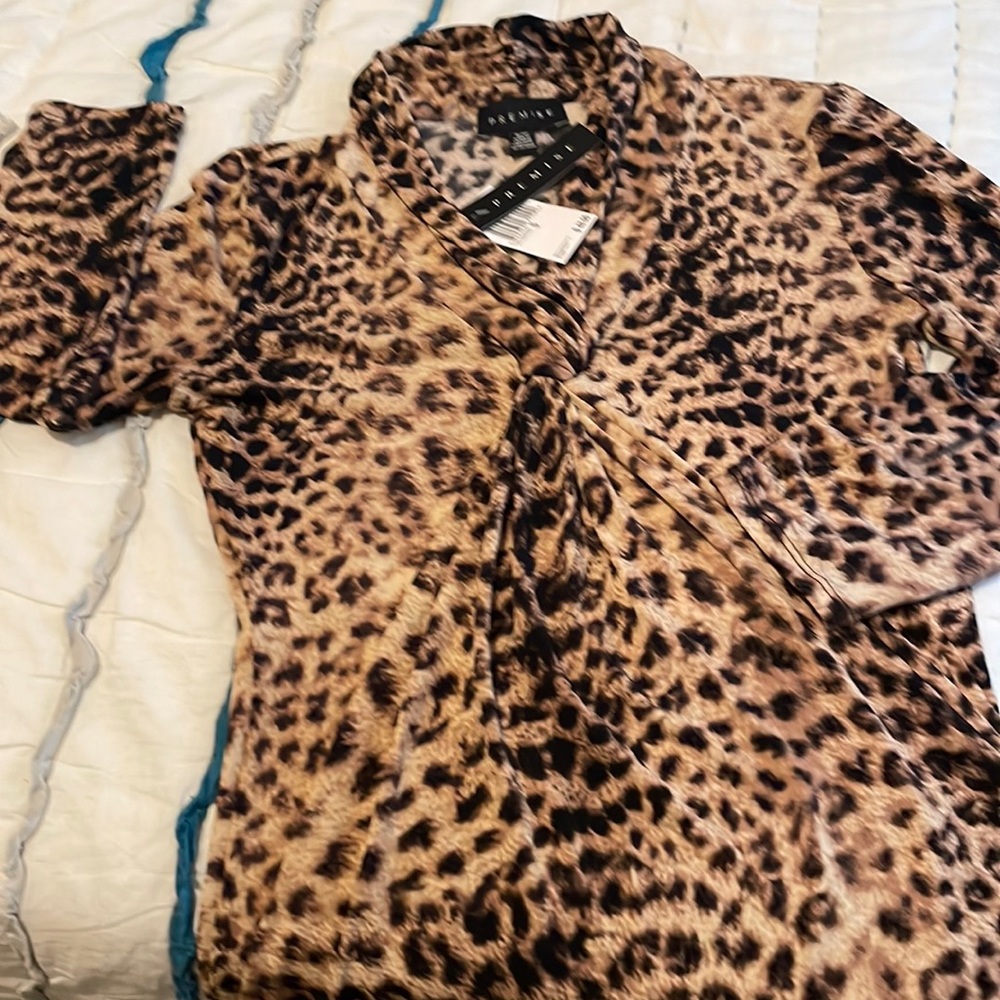 Stretch animal print top